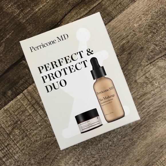 Perricone MD 2 oz Foundation Serum + Moisturizer - Picture 2 of 7